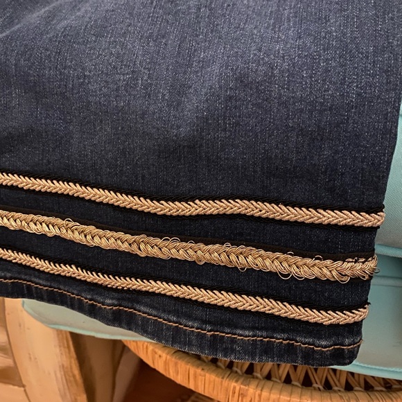 Women Earl Jeans - Picture 1 of 8